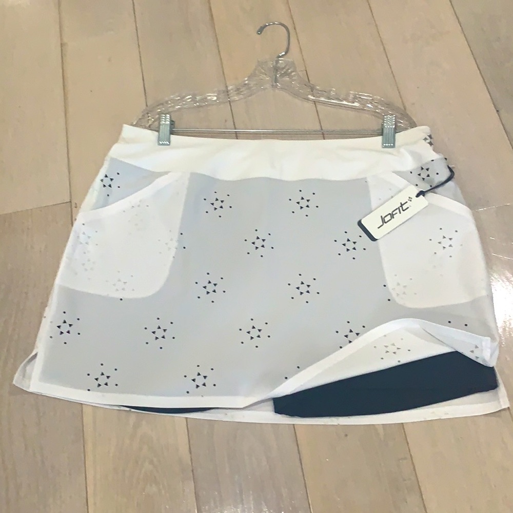 ❤️Jofit ❤️❣️❤️NWT💗❤️💖Laser Cut Woven Mina skort ❤️